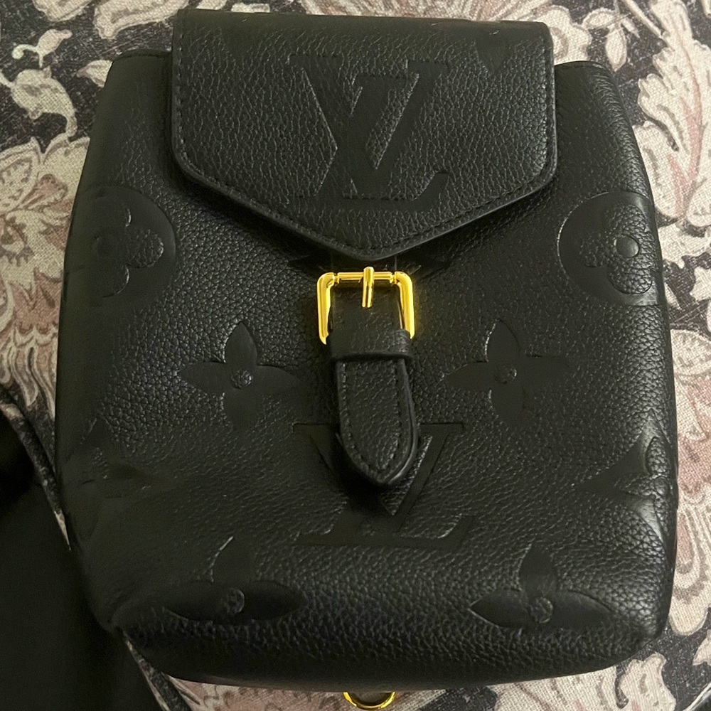 Louis Vuitton Black and Gold Women's Backpack - Picture 1 of 1